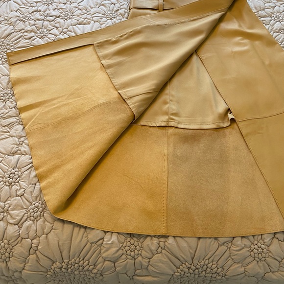 NWT Vince Belted Lambskin Leather A Line Skirt. Camel Size 0 - Picture 12 of 14